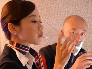 Nắc cô chị lười biếng khi về quê